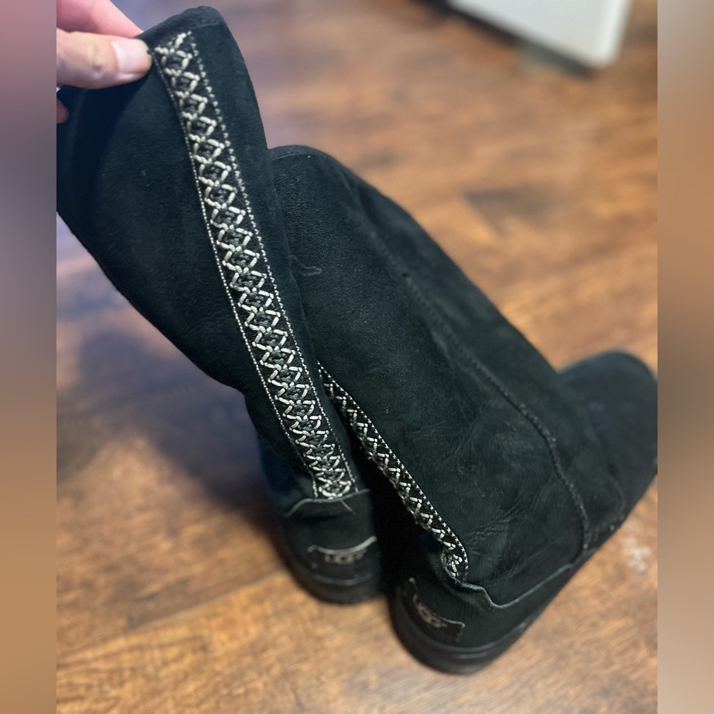 Tall black Tasman uggs